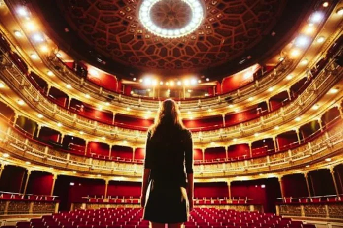 31-131498teatro