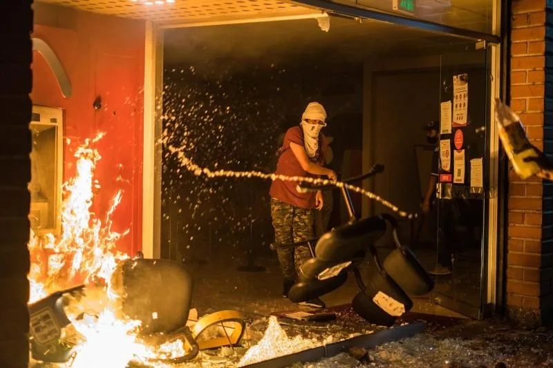 Protestas_de_septiembre_de_2020_en_Medell_n_18_