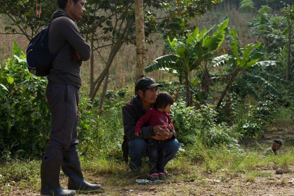 Chiapas. La violencia en aumento a causado el desplazamiento interno de 32 familias, entre ellas niñas y niños.