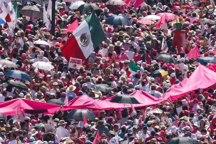 333842636_2444623655678979_8606504823589007162_n AMLO