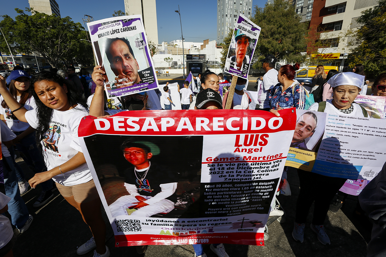 Marchan por las y los desaparecidos de Jalisco