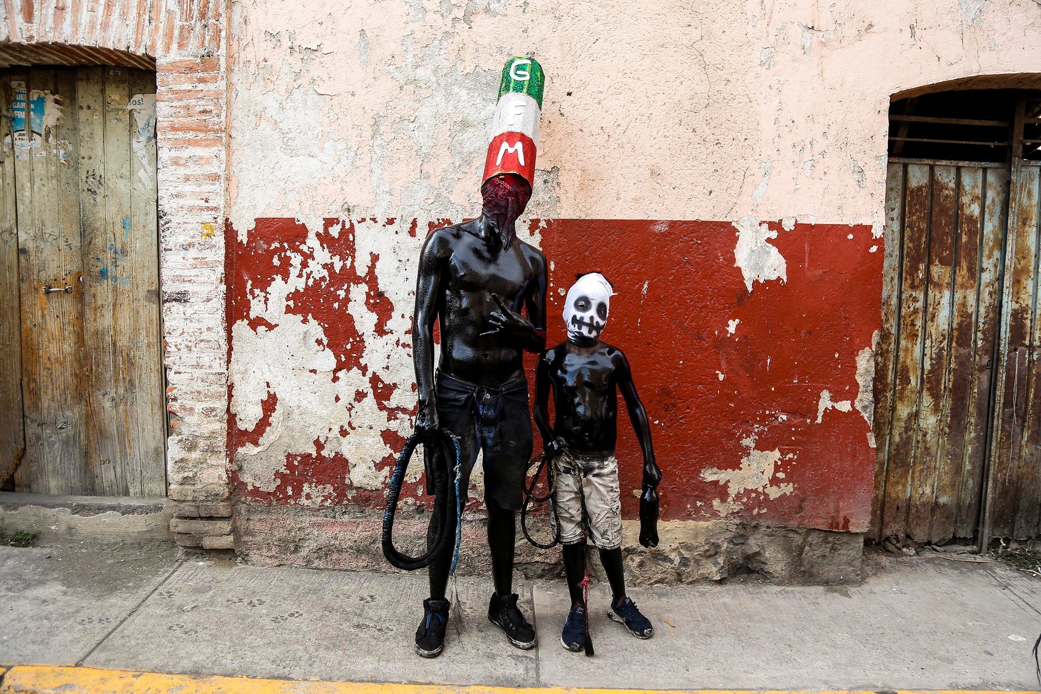 Descubre la tradición de Los Xinacates en el Carnaval de San Nicolás de los Ranchos, Puebla