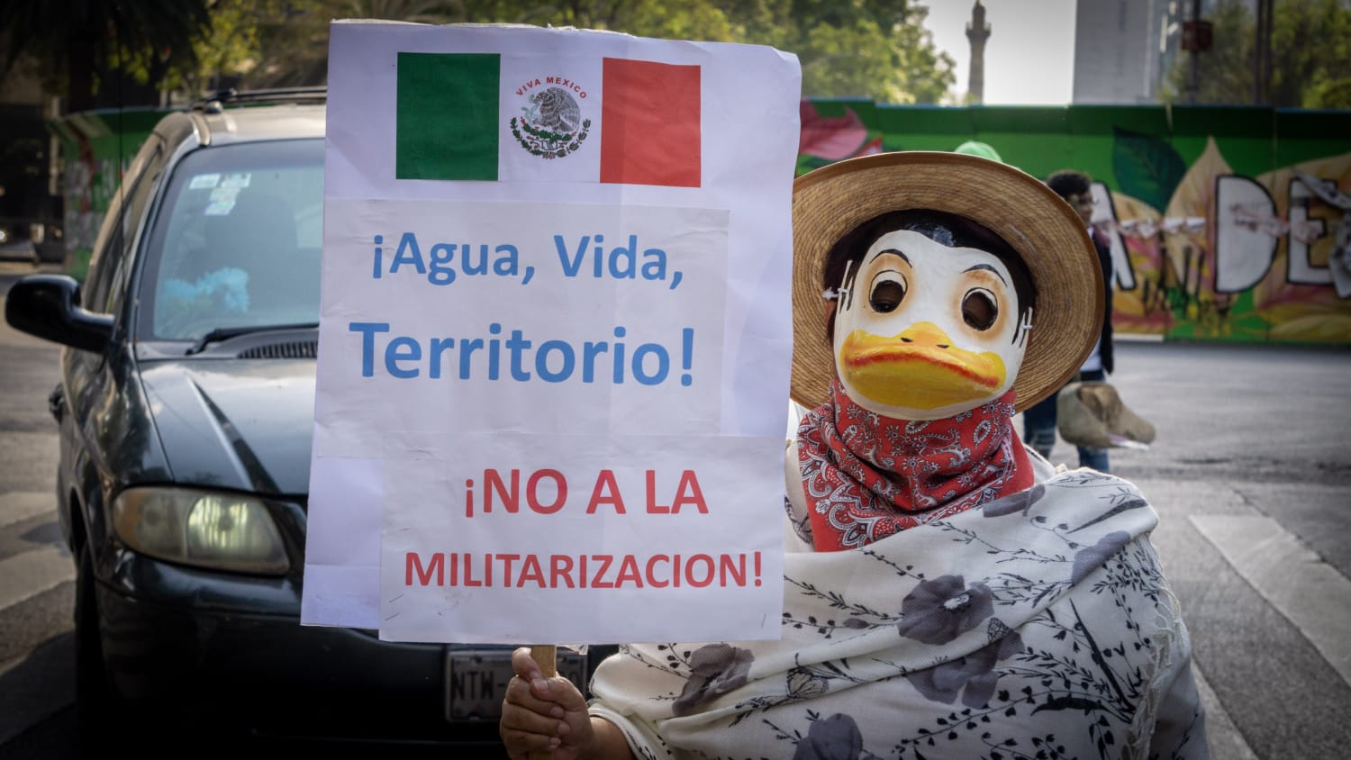 Marchan en la CDMX contra el despojo del agua