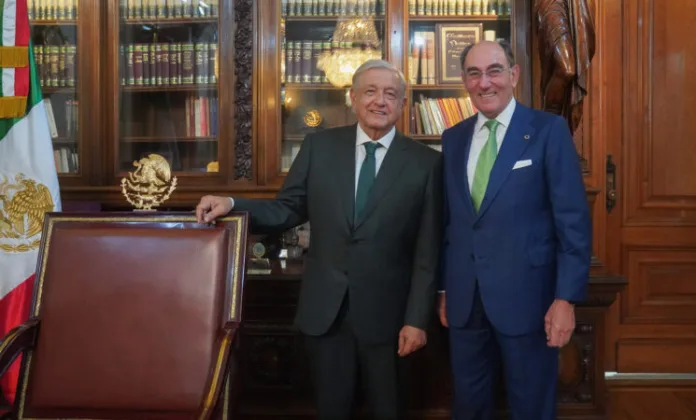 2023-04-04-Presidente-AMLO-Iberdrola-1-745x450 México adquiere 13 plantas de energía eléctrica a Iberdrola