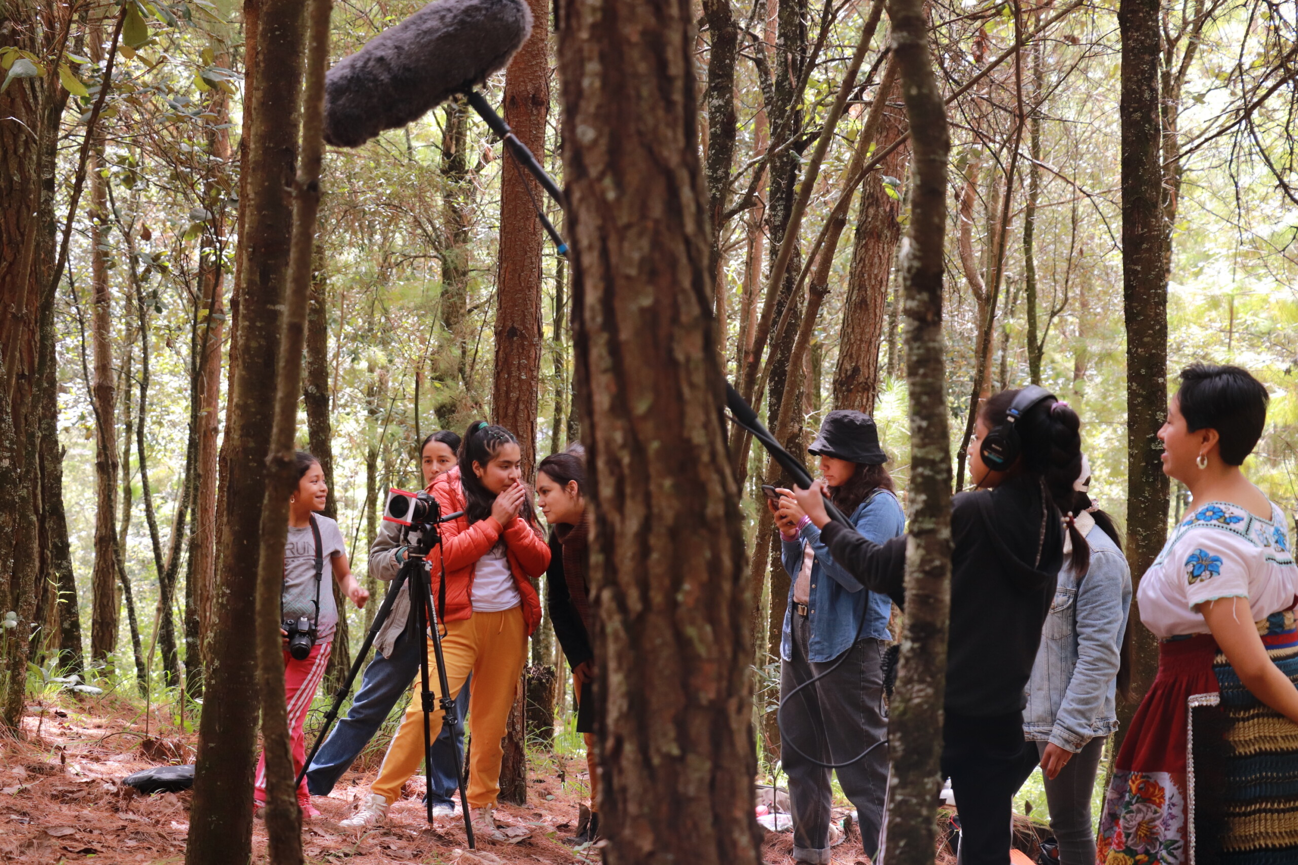 Niñas y adolescentes purépechas realizan cortometraje de terror 