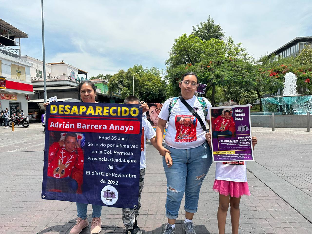 Familias buscadoras marchan y presentan pliego petitorio con exigencias