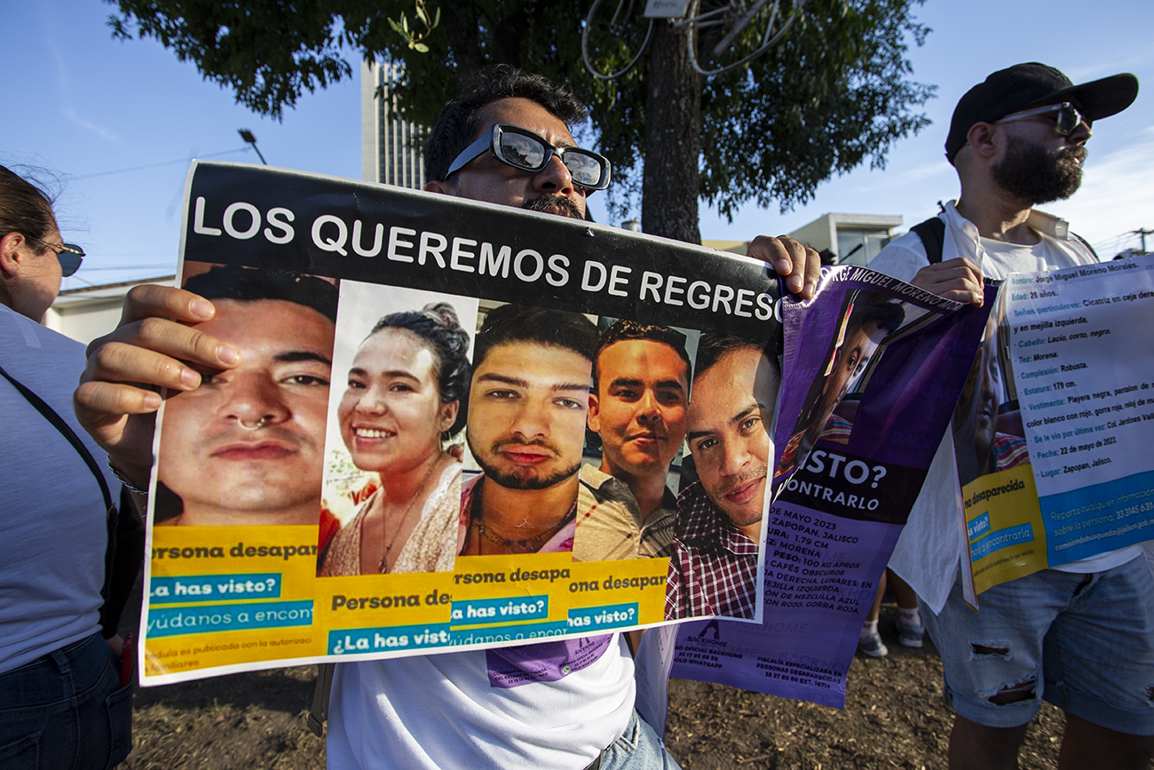 “No creemos en la versión de Fiscalía, pues no nos han dado pruebas contundentes”: familiares de los ocho jóvenes desaparecidos