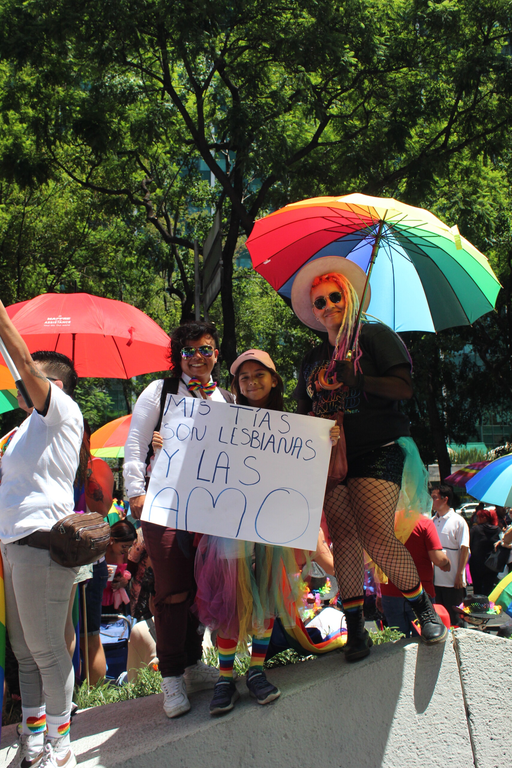 Marcha por el orgullo LGBTIQA+: Un arcoíris salió en el Ángel de la Independencia