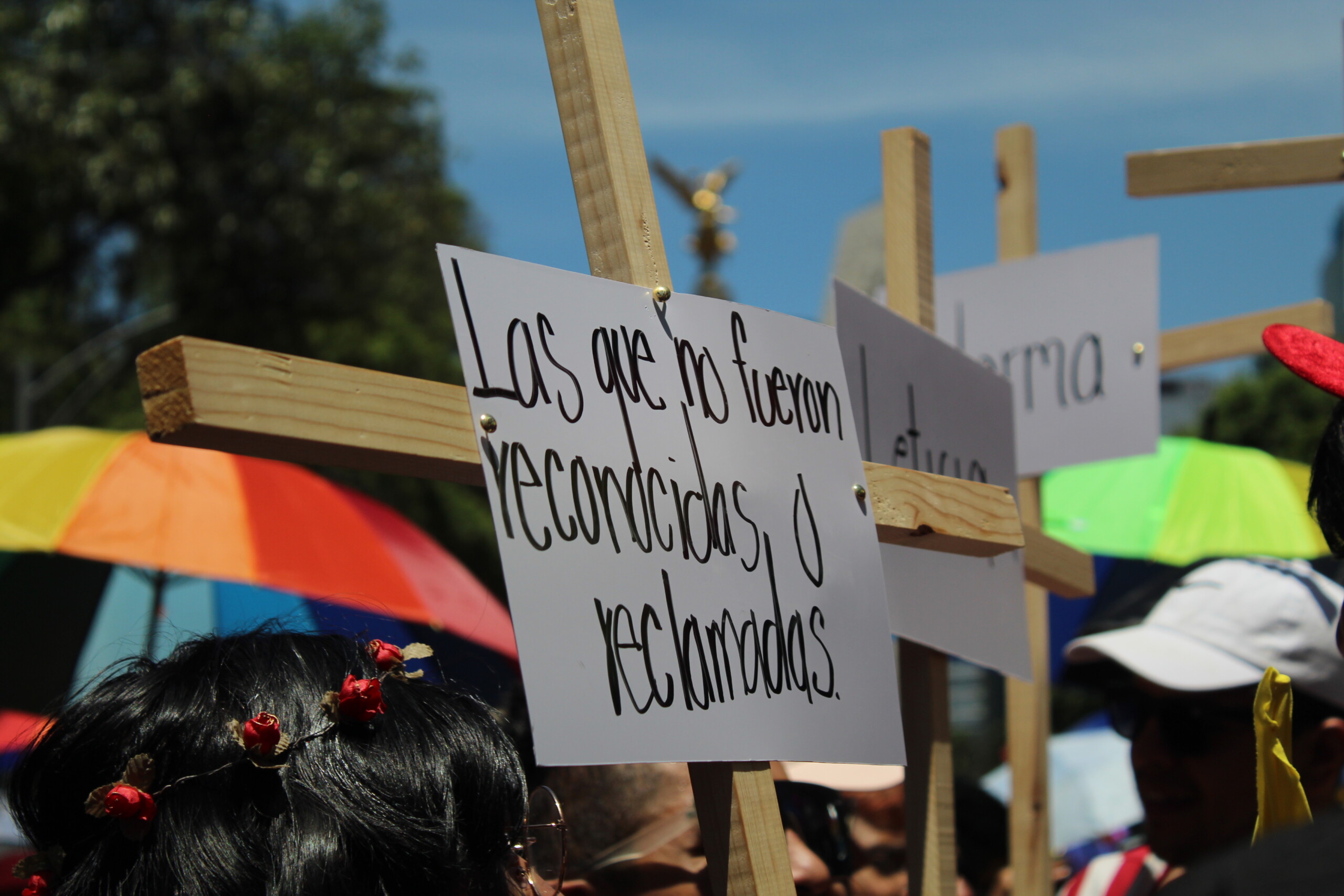 Marcha por el orgullo LGBTIQA+: Un arcoíris salió en el Ángel de la Independencia