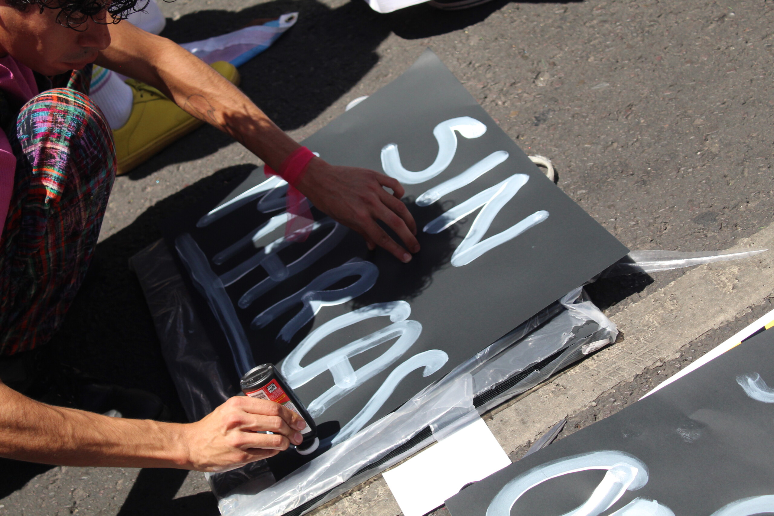 Marcha por el orgullo LGBTIQA+: Un arcoíris salió en el Ángel de la Independencia