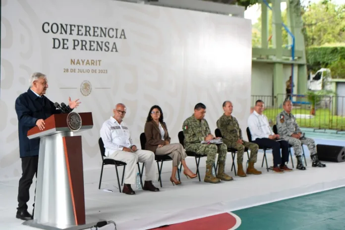 2023-07-28-Conferencia-de-prensa-matutina-Nayarit-Foto-07-770x513 Presidente López Obrador defiende a Fuerzas Armadas ante acusaciones en el caso Ayotzinapa