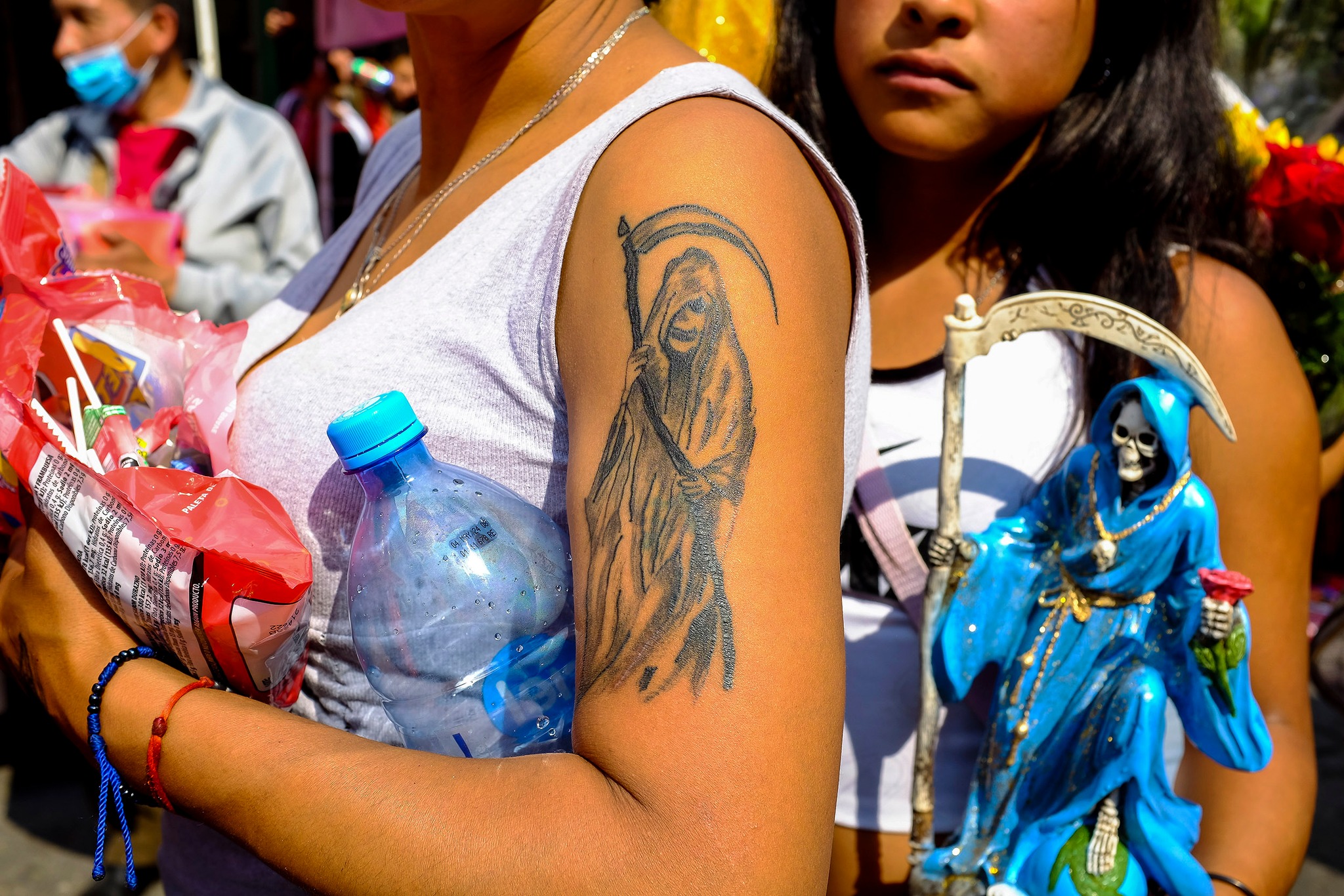 La Niña Blanca: Un Culto en las Sombras que Desafía las Convenciones Religiosas