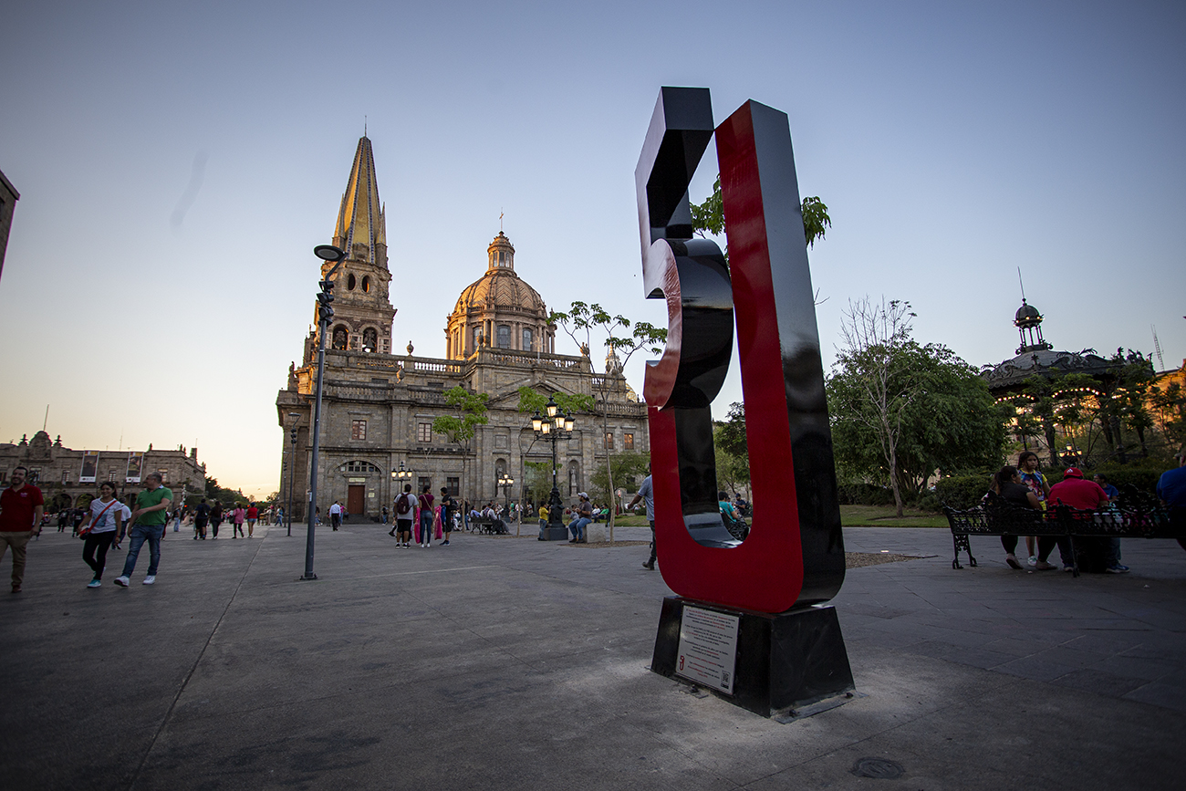 Juez otorga suspensión definitiva que obliga al Ayuntamiento de Guadalajara a reinstalar Antimonumento 5J