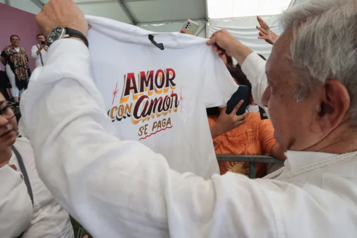 2023-08-26-Presidente-AMLO-Programas-para-el-Bienestar-Pinotepa-Foto-13 AMLO propondrá nuevo incremento al salario mínimo al finalizar 2023