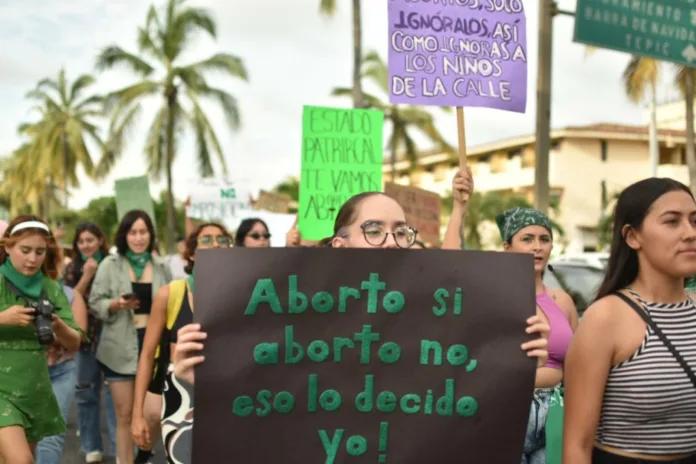 photo1664426566-4-1068x712 Convocan a firmar amparo colectivo para que Jalisco garantice servicios de aborto voluntario
