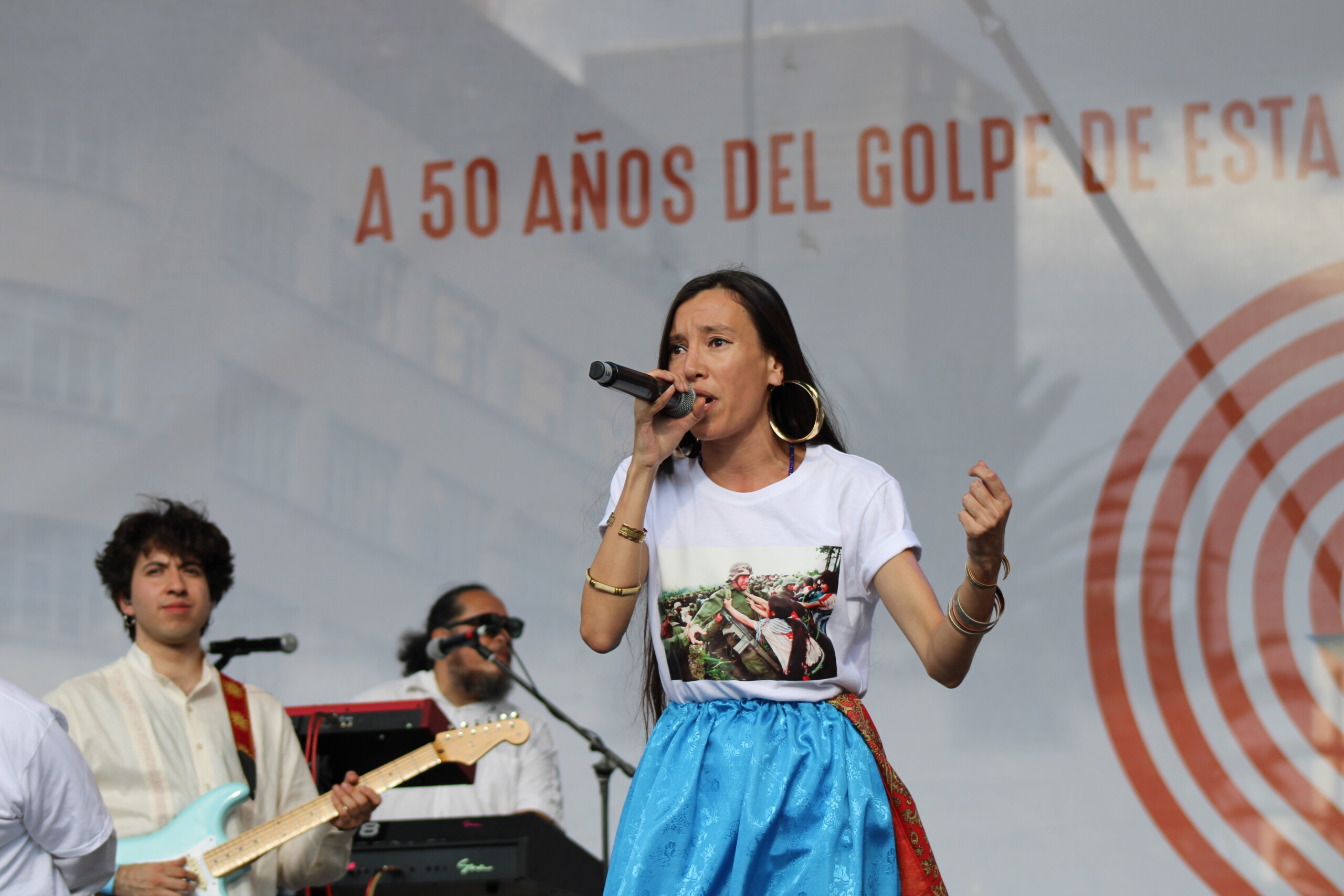Así fue el concierto “México le canta a Chile” en memoria del Golpe de Estado en Chile
