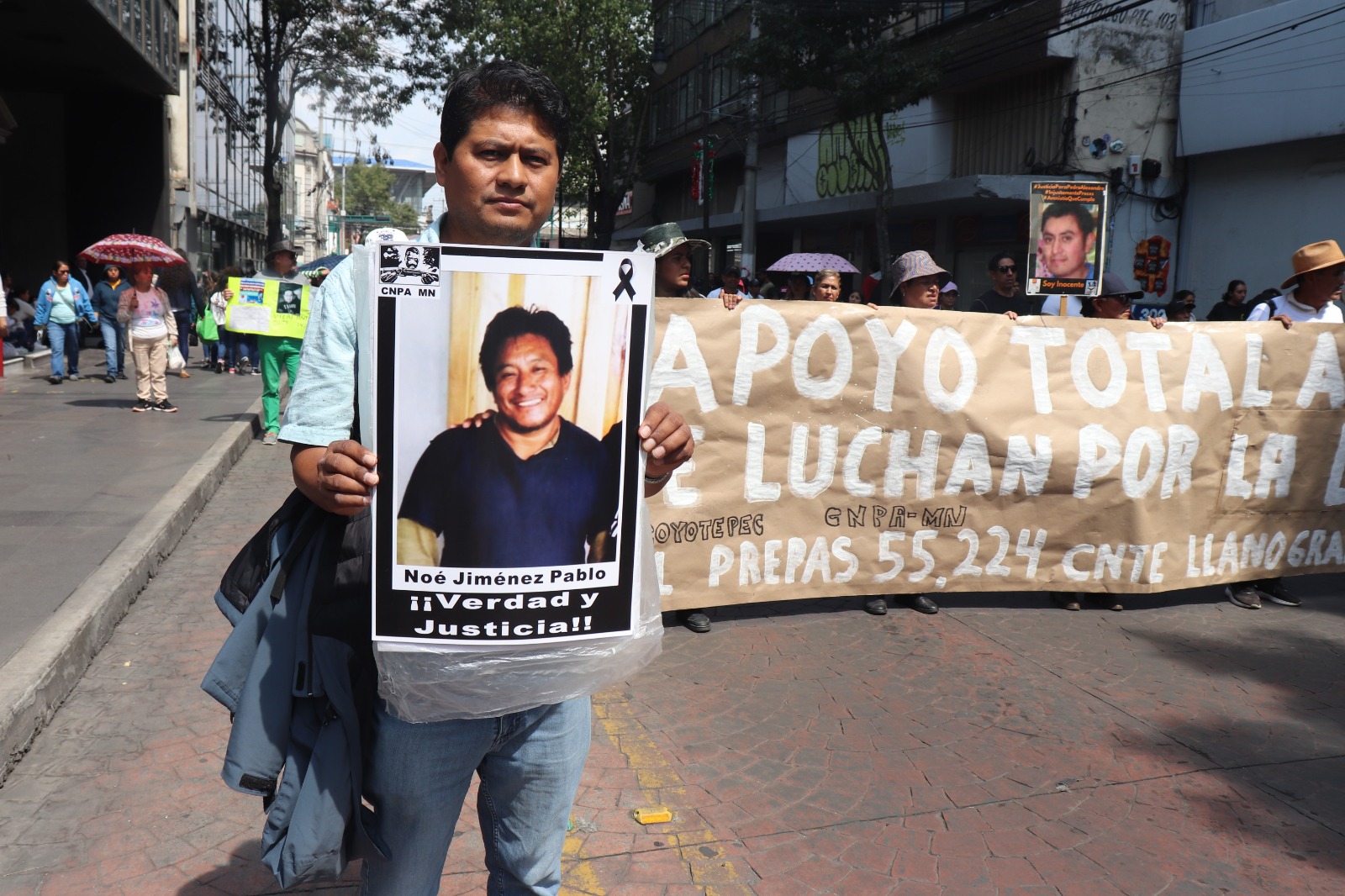 
Organizaciones mexiquenses marchan en apoyo a Haz Valer mi Libertad
