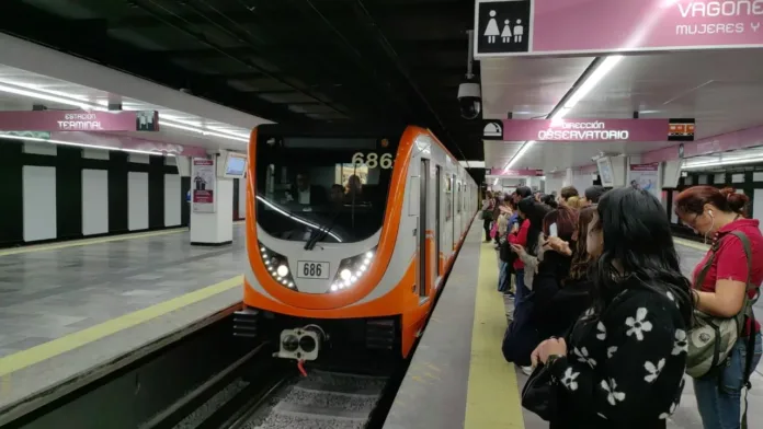 F9so_LiWgAAPD6I Reportan fuego en Línea 1 del Metro de la CDMX