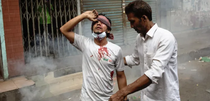 GettyImages-1750421727-1468x710 Miles de trabajadores de Bangladesh que fabrican productos para marcas como Zara, H&M y GAP están en huelga