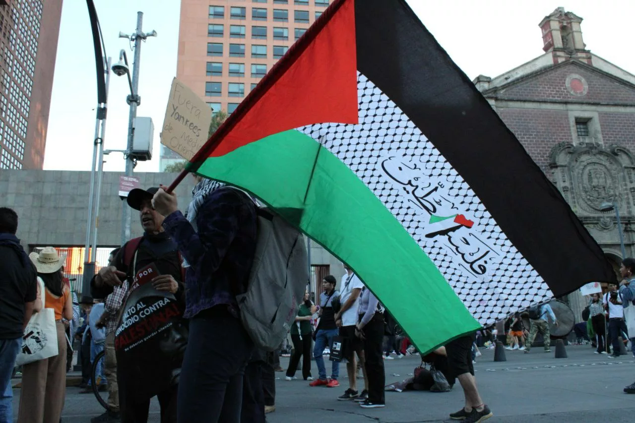 Manifestación por Palestina en CDMX exige al presidente eliminar cualquier relación con Israel