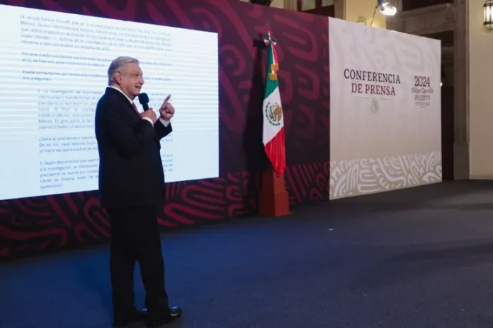 2024-02-22-Conferencia-de-prensa-matutina-Palacio-Nacional-Foto-06-770x513 El Instituto Nacional de Transparencia inició una investigación tras la exposición del teléfono de una corresponsal de The New York Times durante la conferencia matutina del presidente.