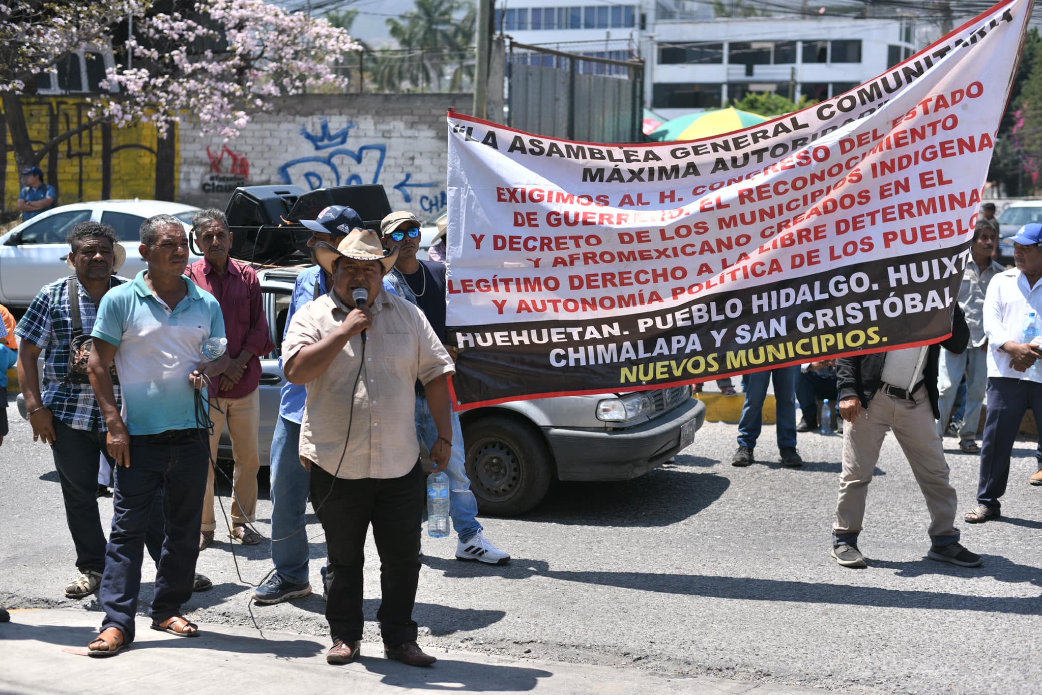 Afromexicanos e indígenas de Guerrero exigen reconocimiento de sus municipios ante el Congreso