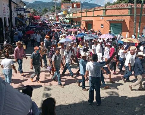 Foto: Avispa Midia | Frayba exige a las autoridades Estatales y Federales, proteger y garantizar la vida de la población civil, debido a los enfrentamientos que la comunidad de Chicomuselo a tenido que enfrentar. Foto: Captura | Frayba exige a las autoridades Estatales y Federales, proteger y garantizar la vida de la población civil, debido a los enfrentamientos que la comunidad de Chicomuselo a tenido que enfrentar.