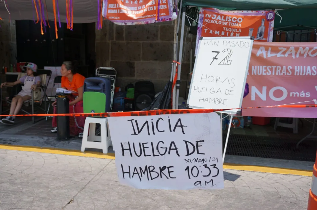 DSC02429-2048x1362 “No nos vamos a mover hasta que la #LeyVicaria se vote”: persiste huelga de hambre y campamento de madres en el Congreso de Jalisco