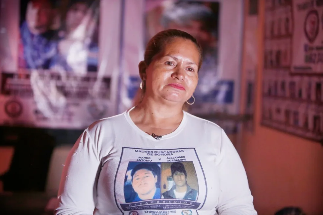 Hallan con vida a Ceci Flores, fundadora de Madres Buscadoras de Sonora, después de ser reportada como desaparecida en redes sociales tras su reciente viaje de Ciudad de México a Querétaro. Hallan con vida a Ceci Flores, fundadora de Madres Buscadoras de Sonora, después de ser reportada como desaparecida en redes sociales tras su reciente viaje de Ciudad de México a Querétaro.