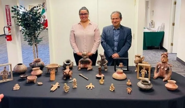 Mediante un boletín de prensa, la Secretaria de Cultura y expertos del Instituto Nacional de Antropología e Historia confirmaron la restitución de las piezas encontradas en U.S.A. Mediante un boletín de prensa, la Secretaria de Cultura y expertos del Instituto Nacional de Antropología e Historia confirmaron la restitución de las piezas encontradas en U.S.A.