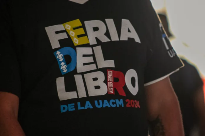 0, Colonia Del Valle, abrió sus puertas al público el 19 de agosto con la ceremonia de inauguración de la Feria del Libro, dónde esta edición tendrá tres ejes temáticos tales como el ”Encuentro de poetas de lenguas originarias o ancestrales; Homenaje póstumo a Enrique Dussel y la filosofía de la liberación. Además de un breve ciclo de cine documental colombiano”. Del 19 al 23 de agosto se llevará a cabo la Feria del Libro 2024 en la Universidad Autónoma de la Ciudad de México con sede en el plantel del Valle, edición que abordará tres ejes temáticos.