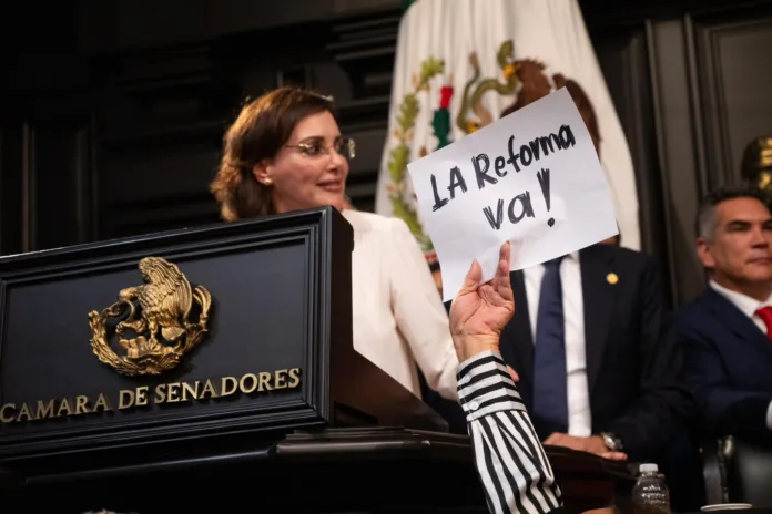 GXLJLfAWEAAfiqc Senado aprueba reforma al Poder Judicial: reducción de ministros y elección popular de jueces genera polémica