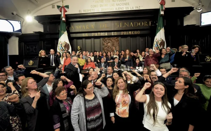 GXMEMDpbEAAn1P5 Senado aprueba reforma al Poder Judicial: reducción de ministros y elección popular de jueces genera polémica