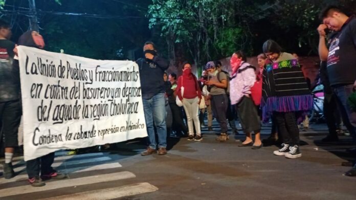 Después del acto violento vivido frente a la alcaldía Xochimilco y frente al Ministerio Público en Tlalpan por autoridades y golpeadores, liberaron a los activistas detenidos arbitrariamente al defender a Hortensia Telésforo. Continúan exigiendo retirar cargos a la defensora del territorio.