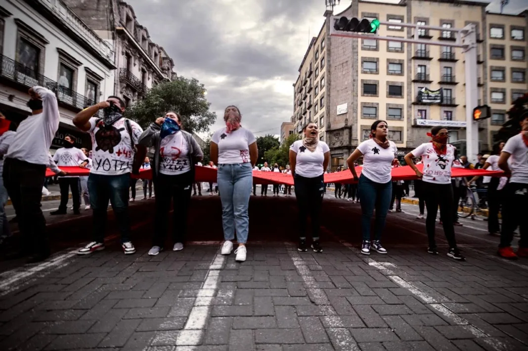 WhatsApp Image 2024-09-27 at 3.11.18 PM Marchan en Guadalajara por los 10 años sin justicia de Ayotzinapa