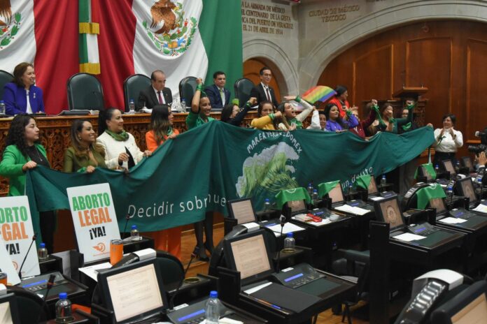 El Estado de México despenaliza el aborto antes de las 12 semanas