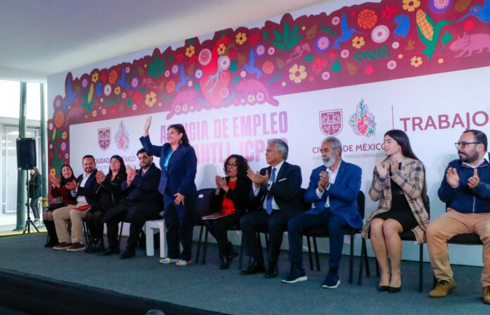 Clara Brugada inauguró "Tecpantli Icpac", buscando reducir la informalidad laboral en la CDMX