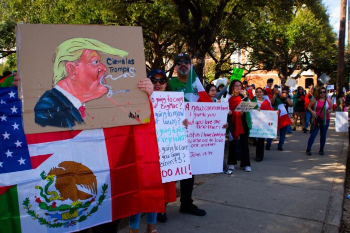 Masivas protestas de mexicanos en Estados Unidos