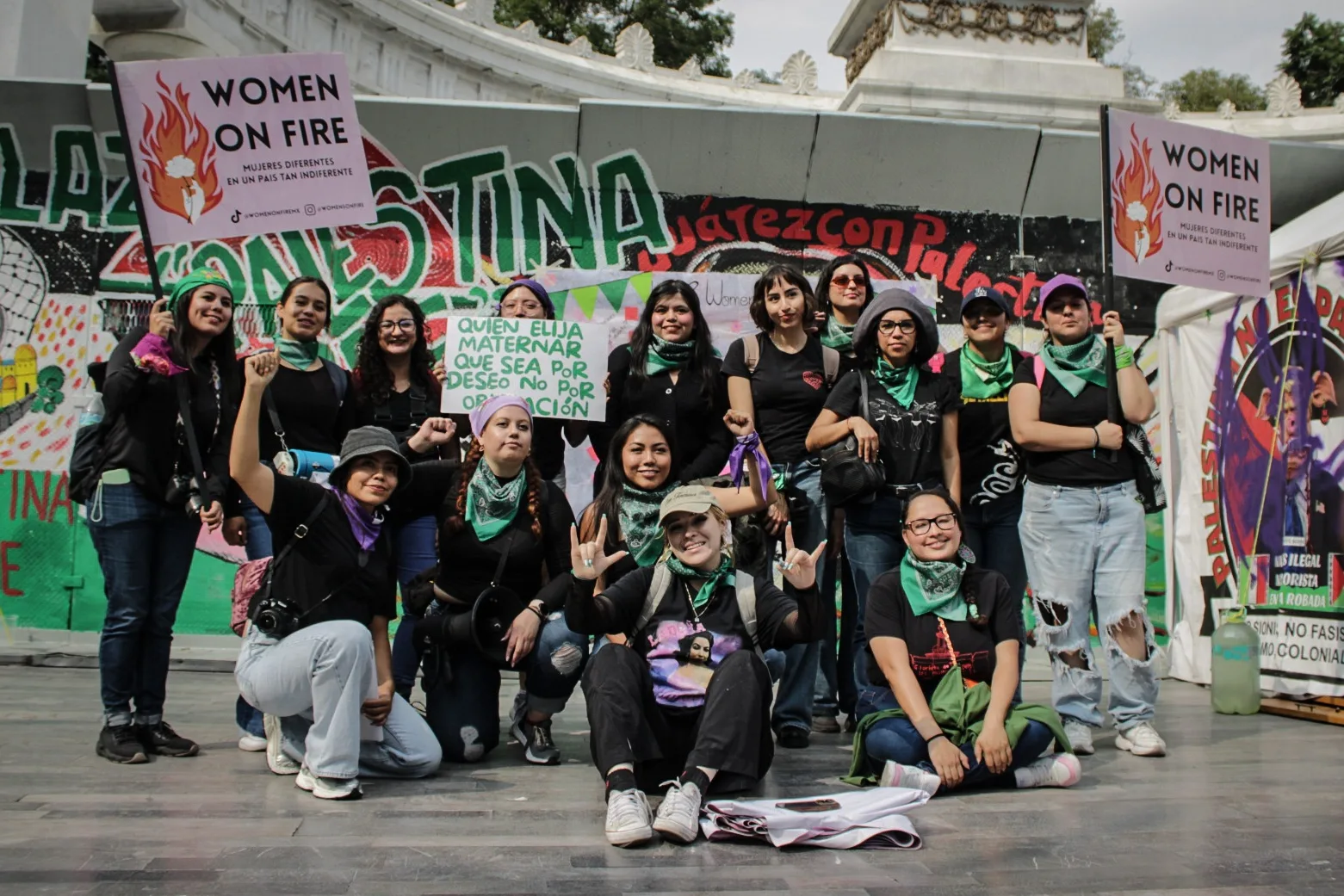 Con motivo del 28S, diversas organizaciones convocaron “Sonidero por el Aborto libre, seguro y gratuito” frente al Senado de la República, así como la marcha desde la Glorieta de las Mujeres que Luchan hacia el Hemiciclo a Juárez para eliminar el aborto como delito en el Código Penal.