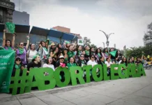 28S: Exigen al Congreso la eliminación del delito de aborto en el Código Penal en México Con motivo del 28S, diversas organizaciones convocaron “Sonidero por el Aborto libre, seguro y gratuito” frente al Senado de la República, así como la marcha desde la Glorieta de las Mujeres que Luchan hacia el Hemiciclo a Juárez para eliminar el aborto como delito en el Código Penal.
