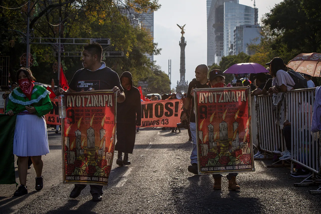 A 11 años del crimen de Ayotzinapa, familias denuncian simulación y exigen verdad al gobierno de Claudia Sheinbaum