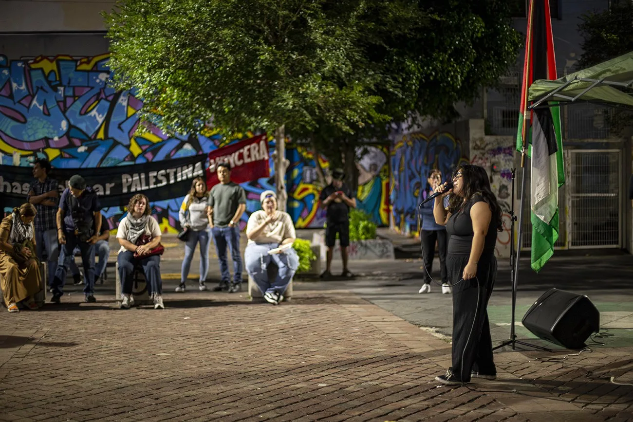 A dos años del genocidio, la Barrikada Cultural de Guadalajara exige romper relaciones con Israel