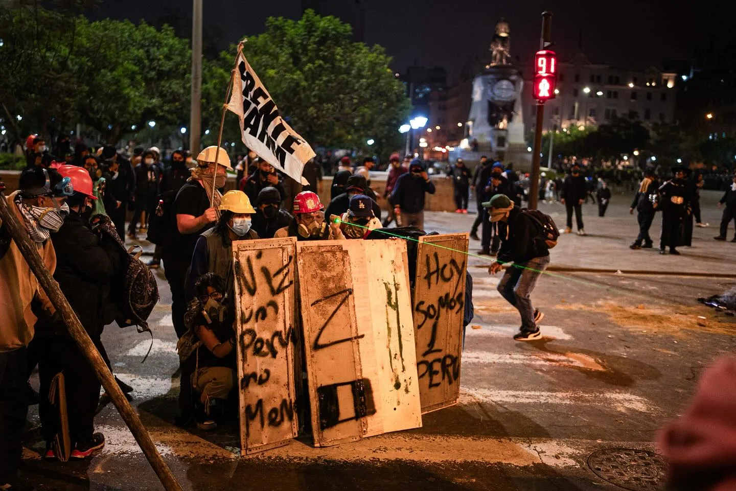 Jóvenes de la Generación Z encabezan masiva protesta en Lima: exigen renuncia de José Jerí y derogación de leyes pro-crimen