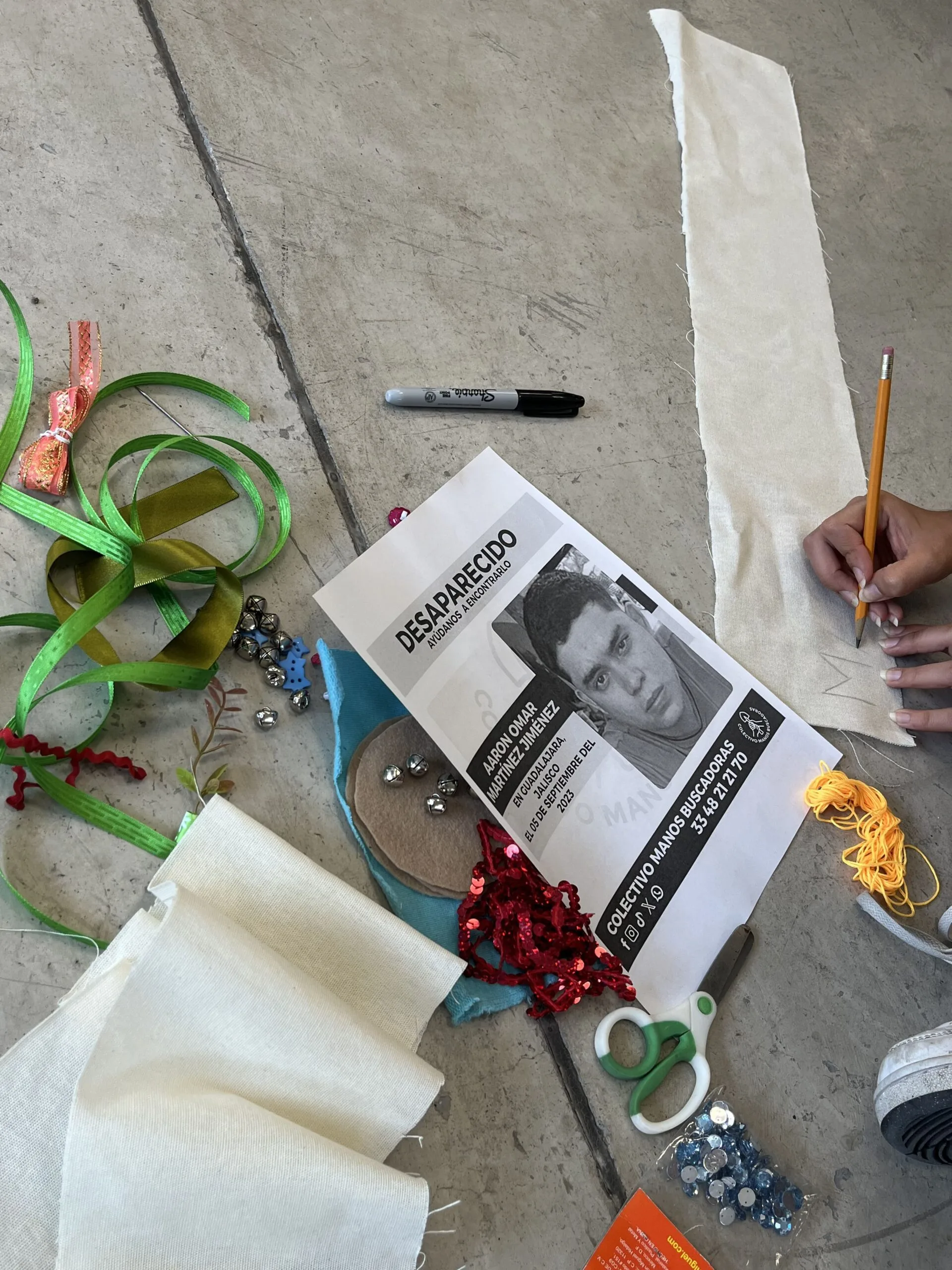 “Memoria textil expandida”: un taller para tejer la ausencia y bordar la memoria