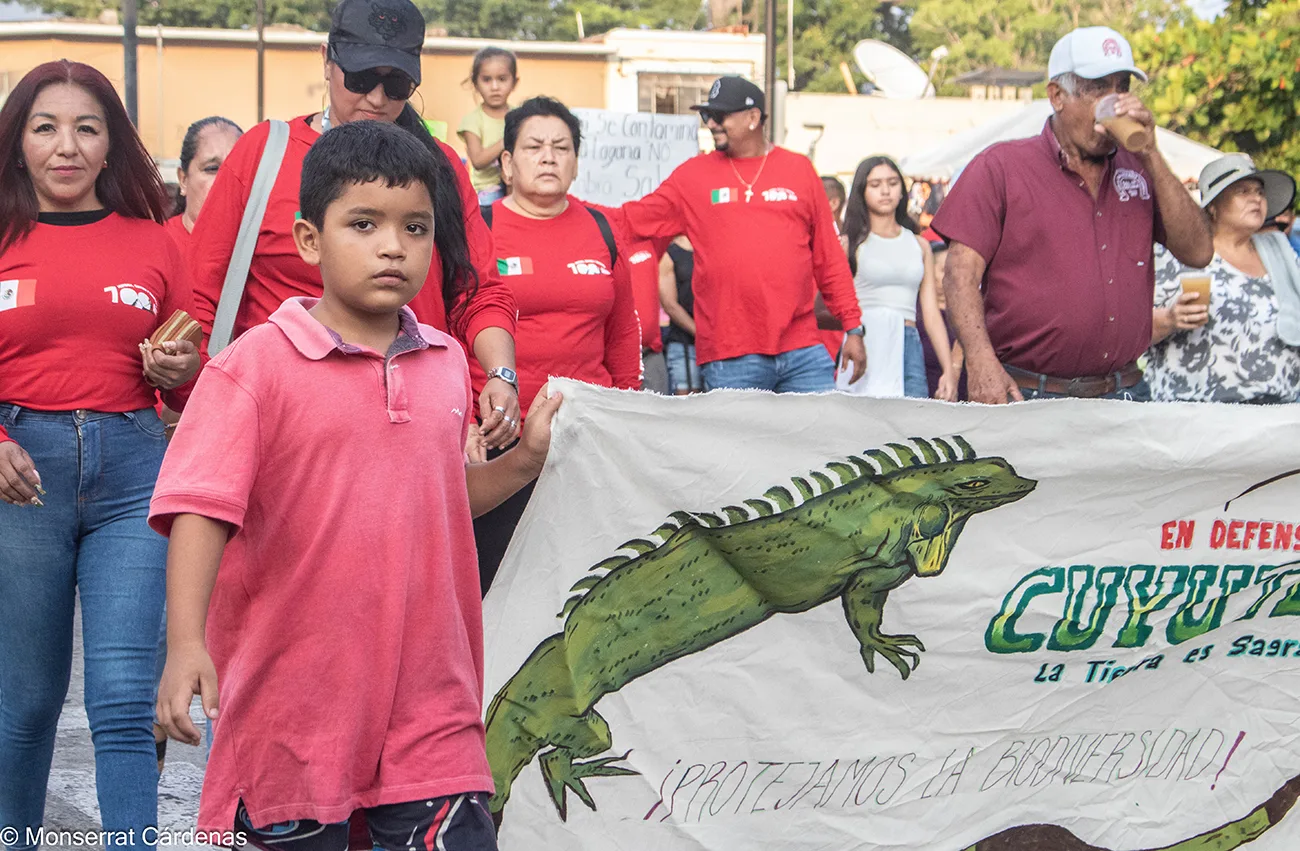 ¡Cuyutlán no te vamos a fallar!: Colimenses marchan contra proyecto de expansión del Puerto de Manzanillo