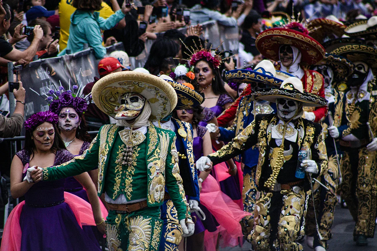 El Gran Desfile de Día de Muertos celebra la vida, la historia y la identidad mexicana