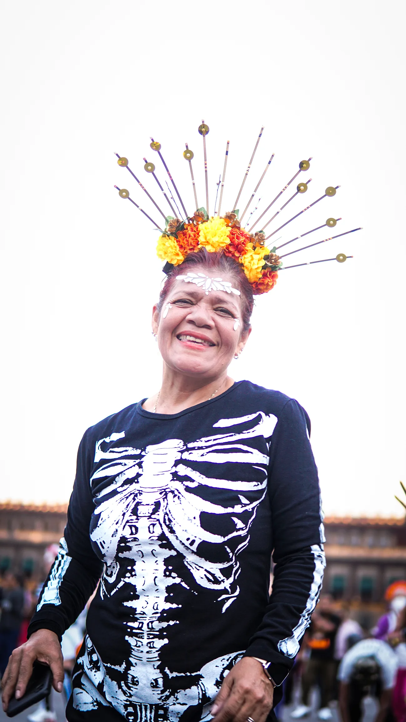 El Zócalo se llena de catrinas y ritmo con la Mega Clase de Baile Aeróbico