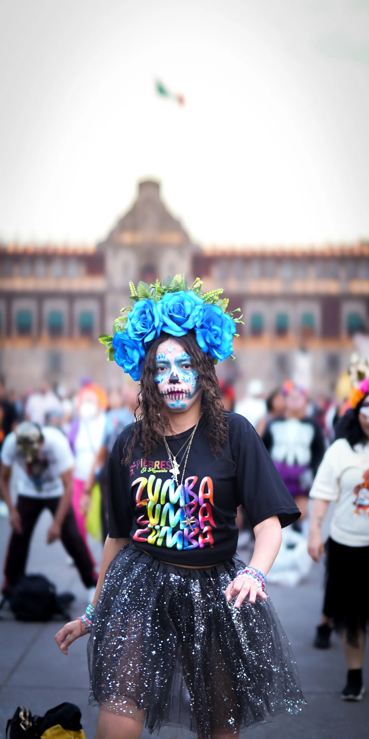El Zócalo se llena de catrinas y ritmo con la Mega Clase de Baile Aeróbico