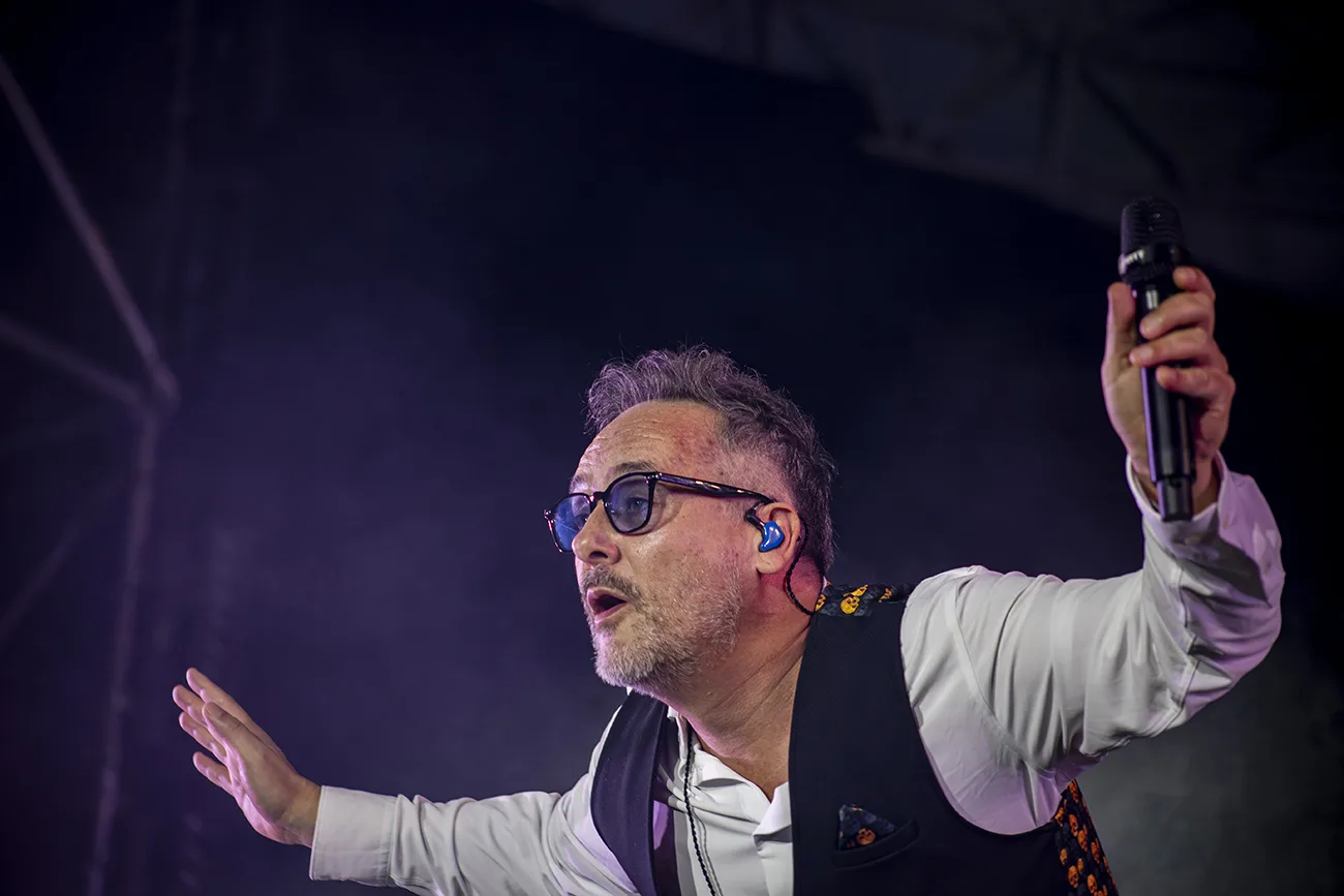 Love of Lesbian inaugura el Foro FIL