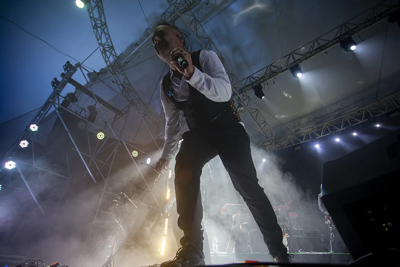 Love of Lesbian inaugura el Foro FIL